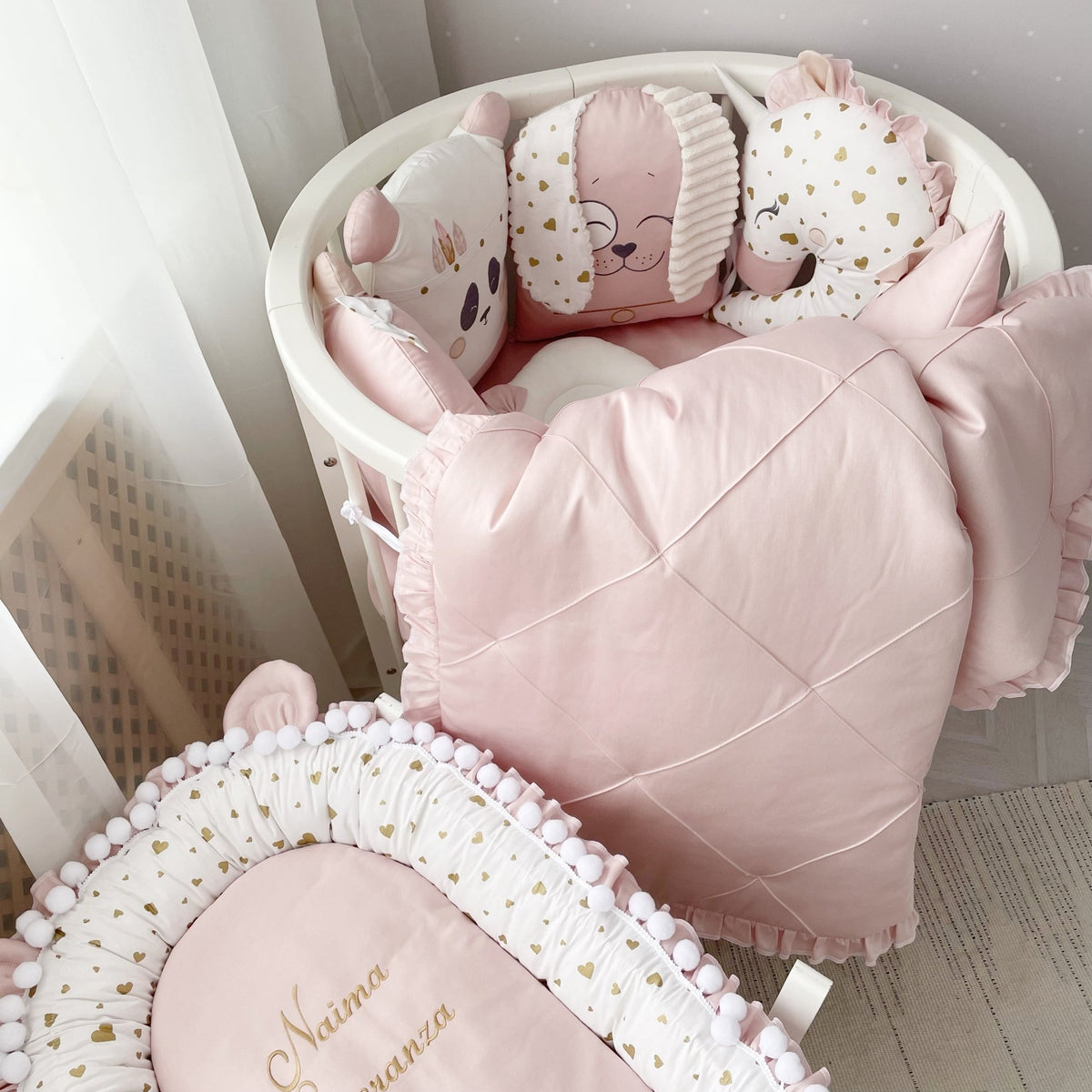 Crib set 